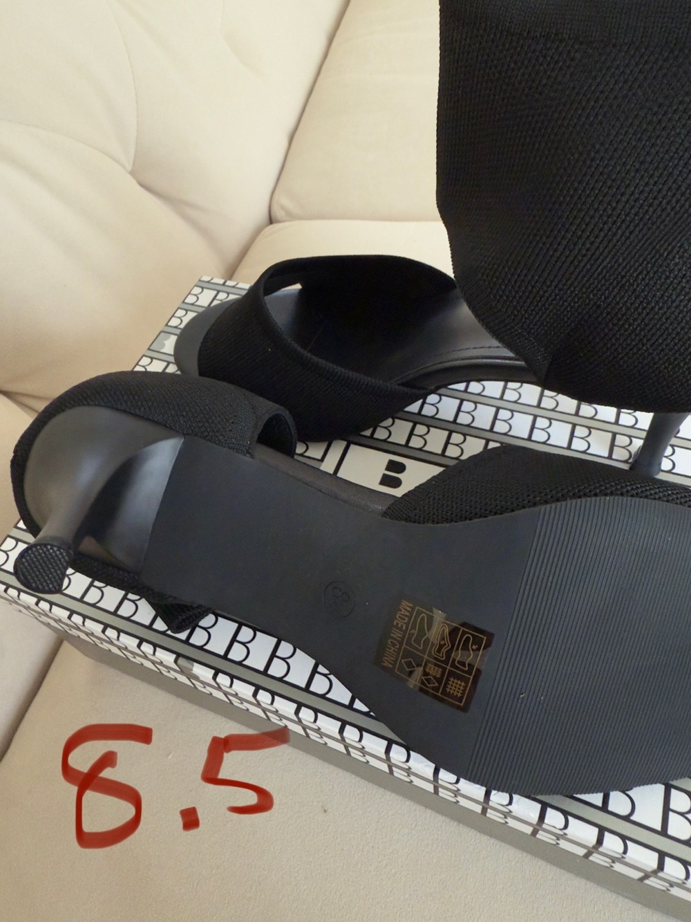 Black Sleek Stiletto Heels — Elegant Women's Dress Shoes